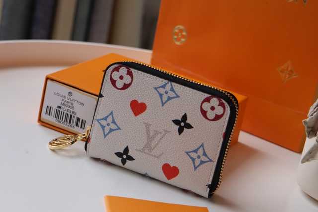 M80305 Zippy Coin Purse