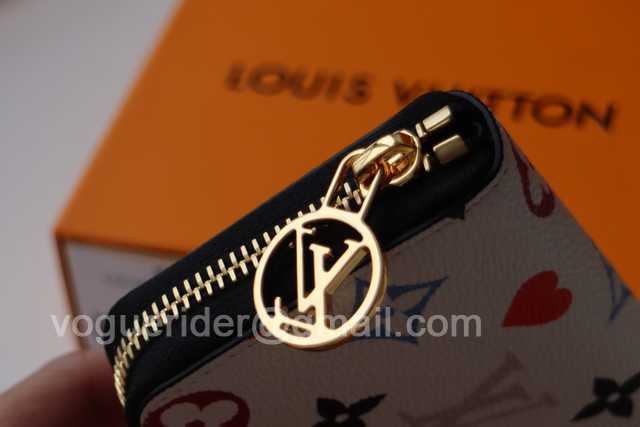 M80305 Zippy Coin Purse M80305 Zippy Coin Purse