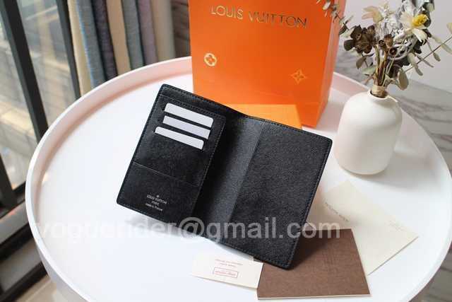 M60181 Passport Holder