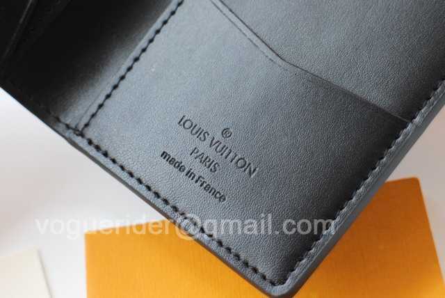M62988 Passport Holder M62988 Passport Holder