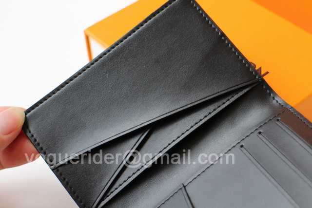 M62988 Passport Holder M62988 Passport Holder