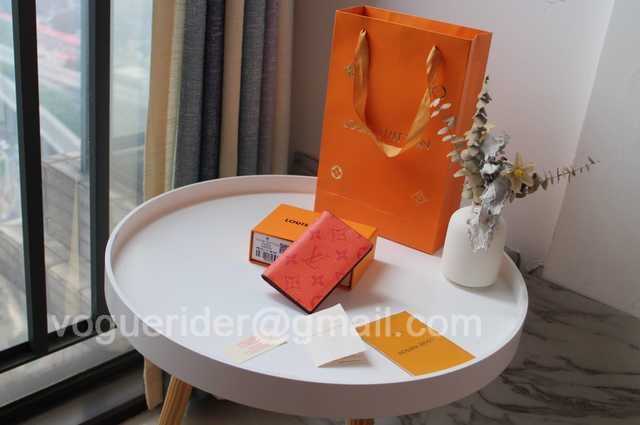 M30436 Passport Holder