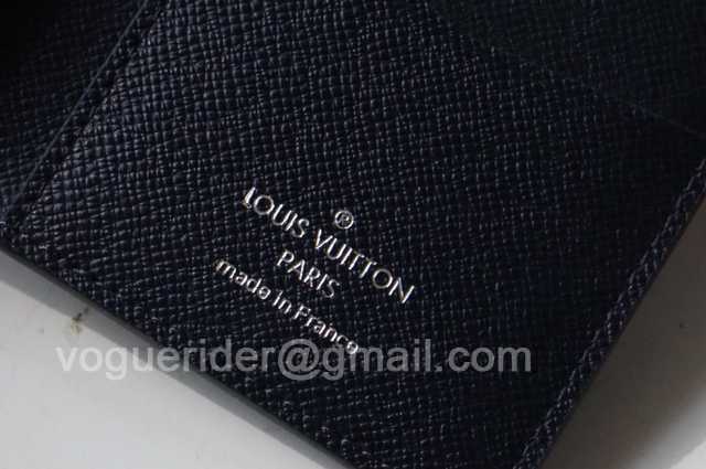 N60441 Passport Holder