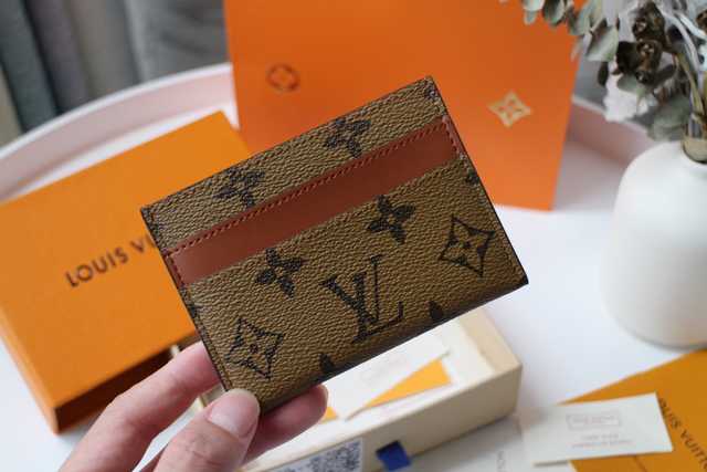 M62170 Porte Cartes Double