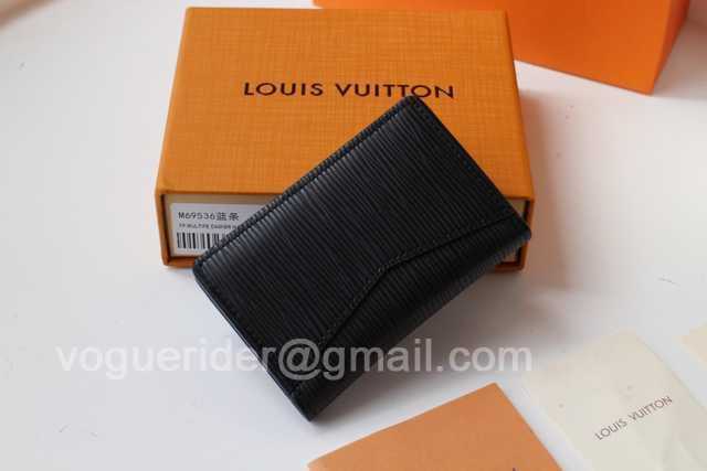 M69536 Passport Holder