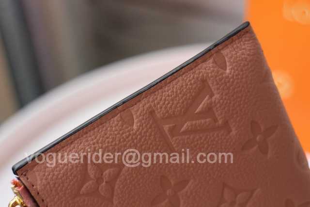 M68712 Melanie BB M68712 Melanie BB