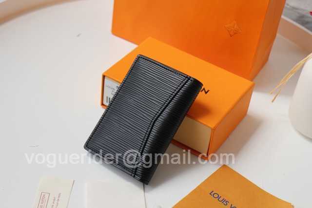 M67904 Passport Holder EPI Initials