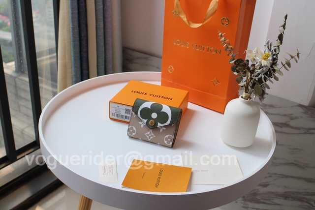 M67640 Zoe M67640 Zoe