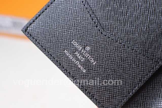 M64411 Passport Holder M64411 Passport Holder