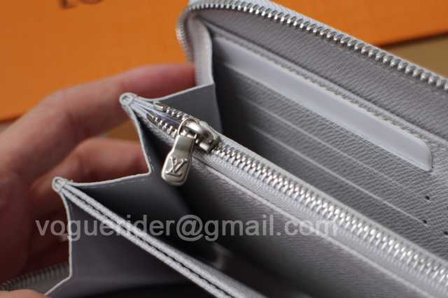 M67824 Zippy M67824 Zippy