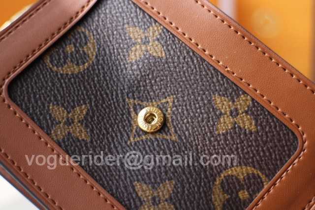 M68751 Dauphine Multicates