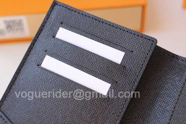 M64411 Passport Holder