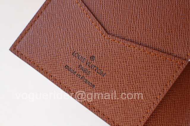 M64411 Passport Holder