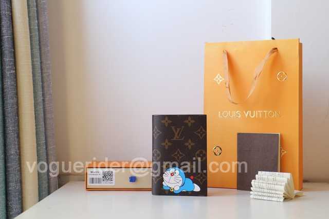 M64411 Passport Holder M64411 Passport Holder