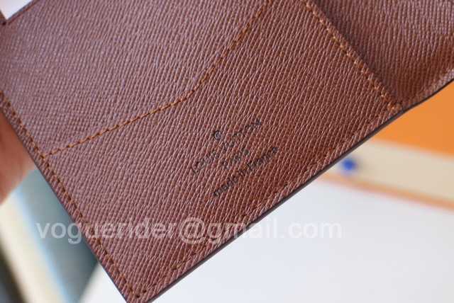 M64411 Passport Holder M64411 Passport Holder