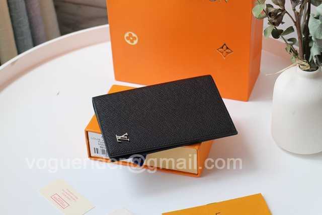 M62089 Passport Holder