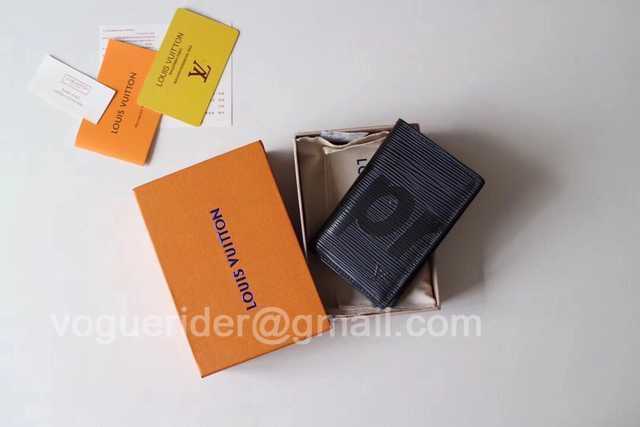 M67541 Passport Holder Supreme