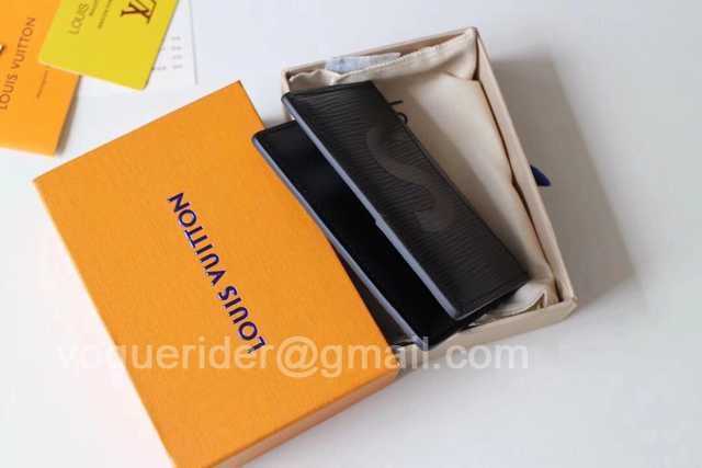 M67541 Passport Holder Supreme