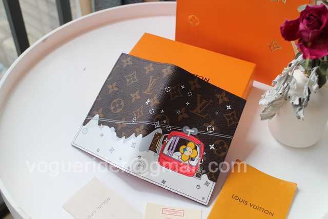 M64502 Passport Holder