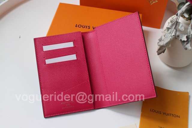 M64502 Passport Holder