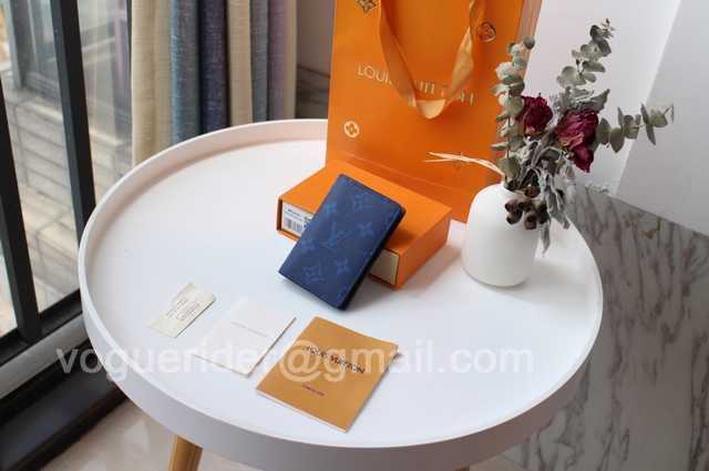 M30315 Passport Holder