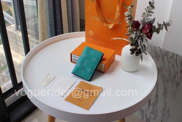 M30315 Passport Holder