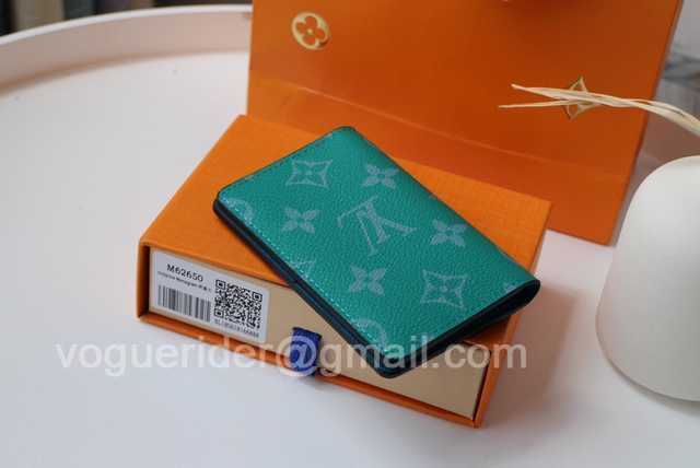 M30315 Passport Holder