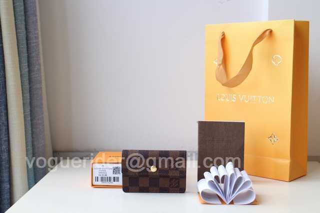 M60044 Coin Purse M60044 Coin Purse