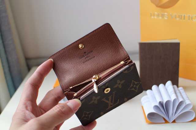M60044 Coin Purse