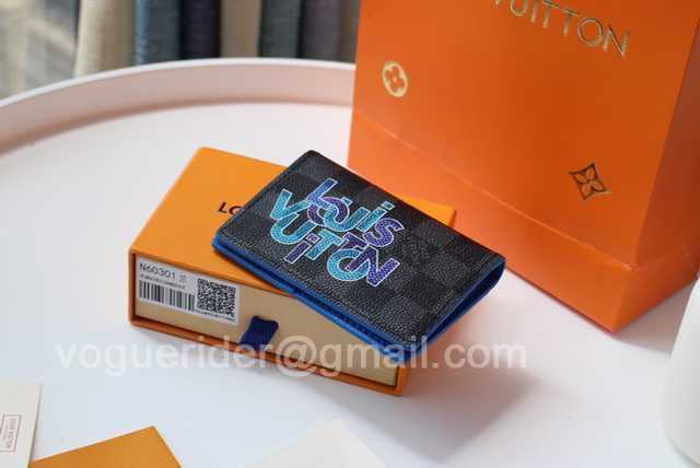 N60301 Passport Holder