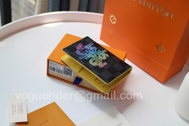 N60301 Passport Holder N60301 Passport Holder