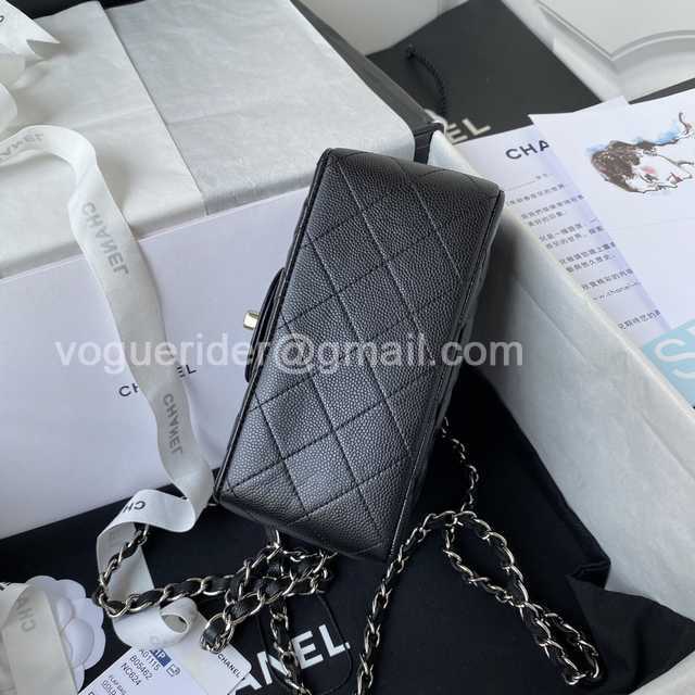 1115 Square 17 1115 Square 17