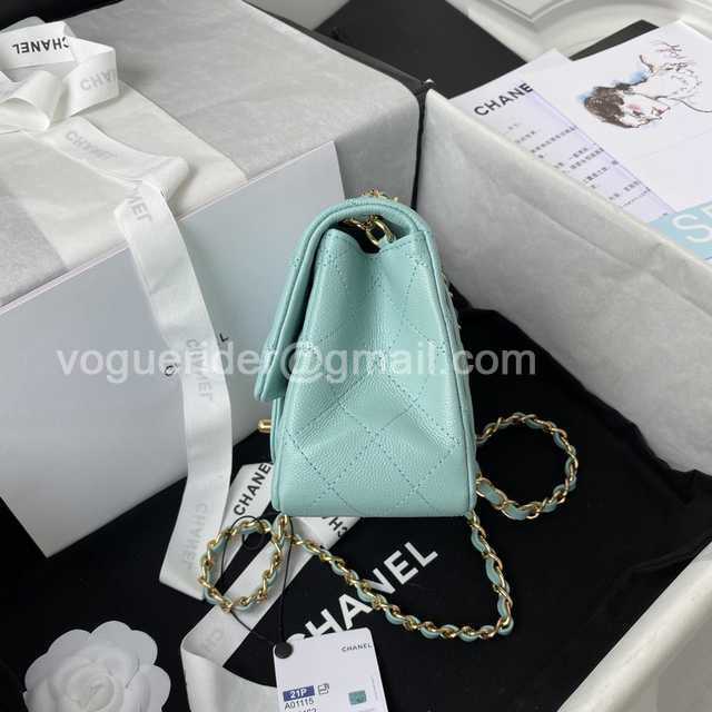 1115 Square 17 1115 Square 17