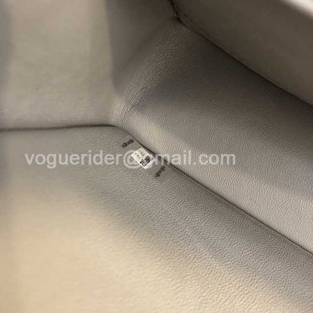 1112 V Medium 25cm 1112 V Medium 25cm