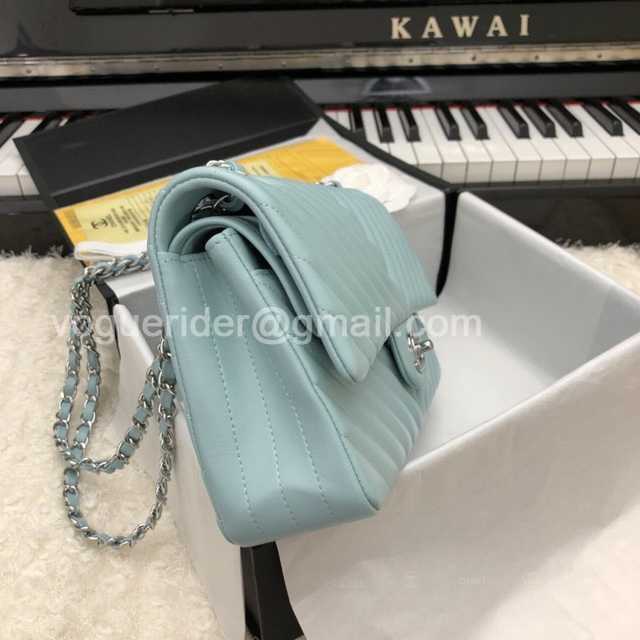 1112 V Medium 25cm 1112 V Medium 25cm