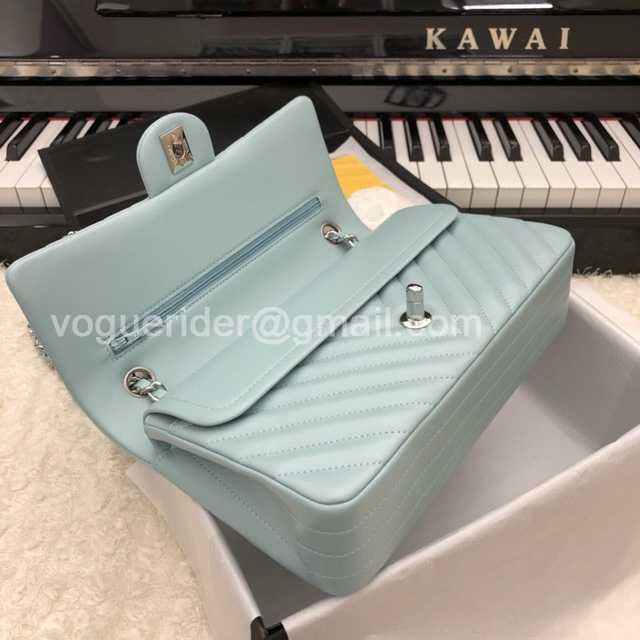 1112 V Medium 25cm 1112 V Medium 25cm