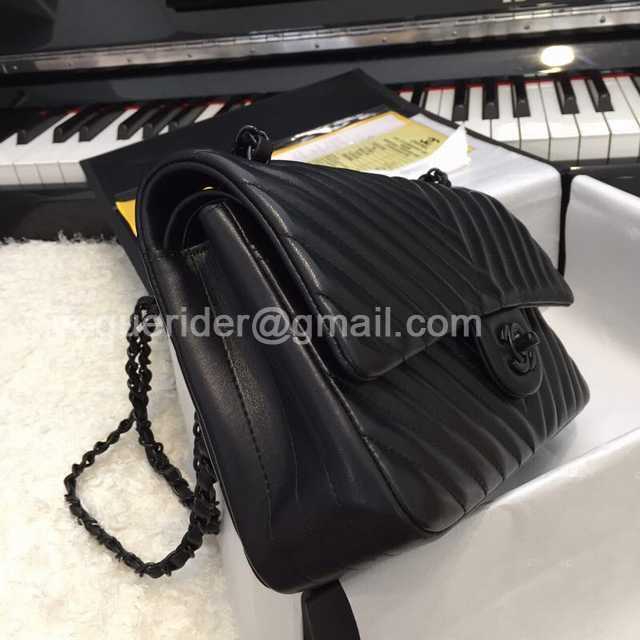 1112 V Medium 25cm 1112 V Medium 25cm