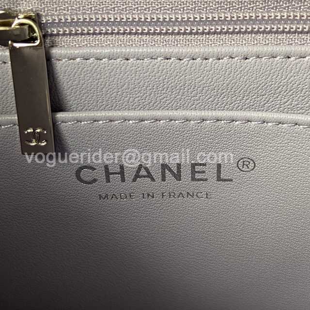 1115 Square 17 1115 Square 17