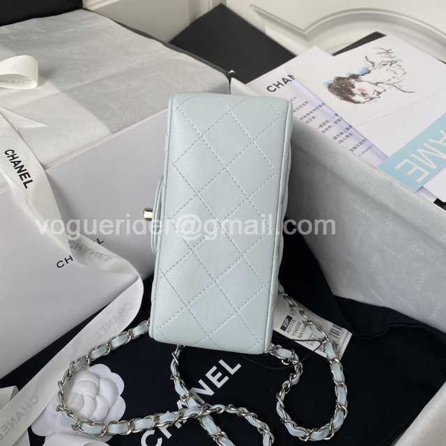 1115 Square 17 1115 Square 17