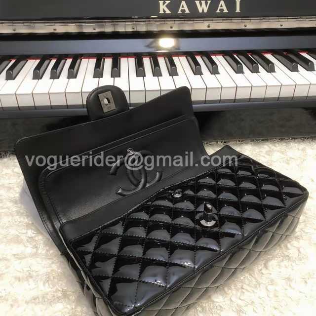 1112 Medium 25cm Patent Leather