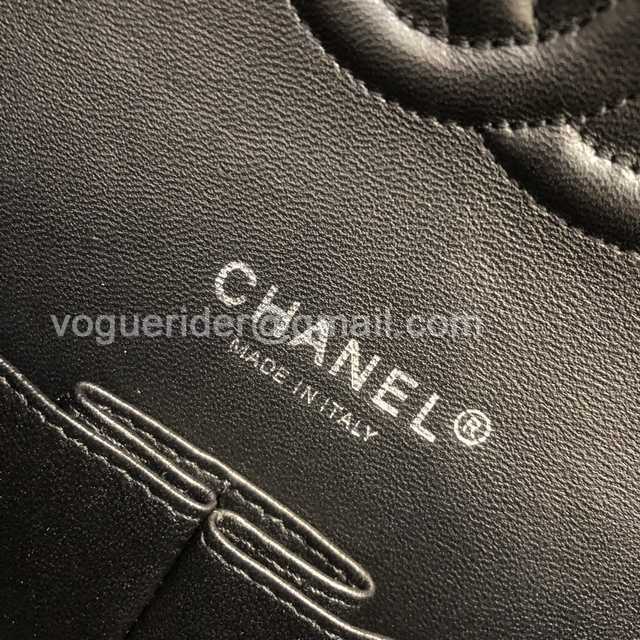 1112 Medium 25cm Patent Leather