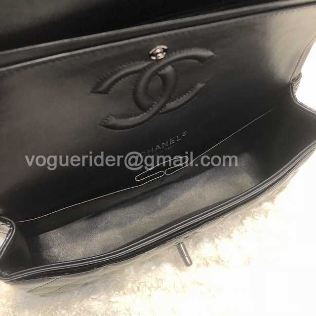 1112 Medium 25cm Patent Leather