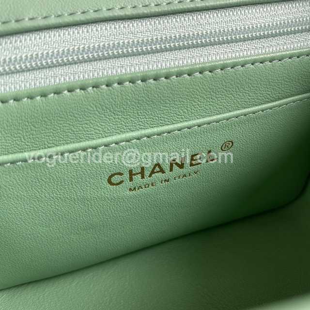 1115 Square 17 1115 Square 17