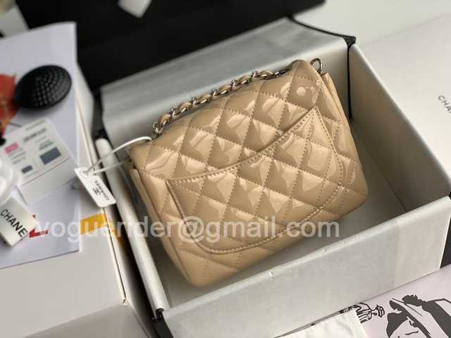 1115 Square 17 Patent leather