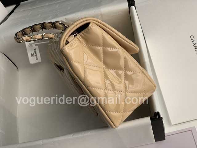 1115 Square 17 Patent leather