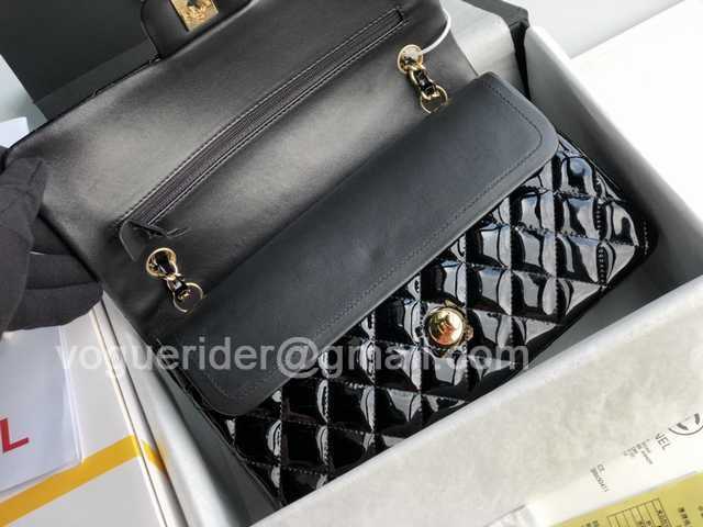 1112 Medium 25cm Patent Leather