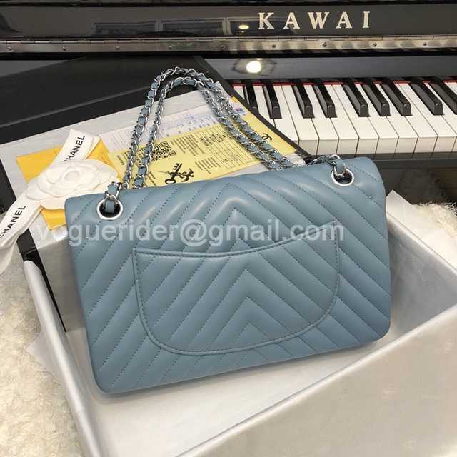 1112 V Medium 25cm 1112 V Medium 25cm