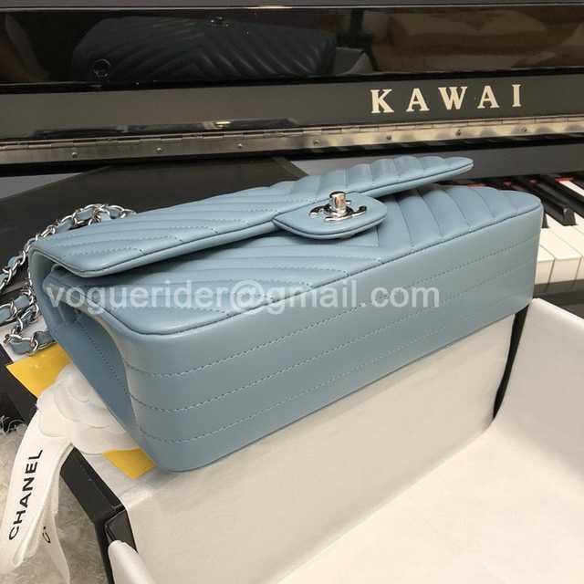 1112 V Medium 25cm 1112 V Medium 25cm