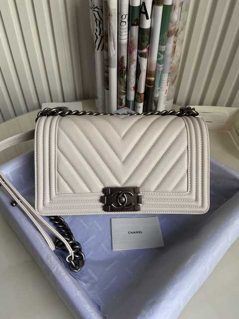 67086 V Caviar 25