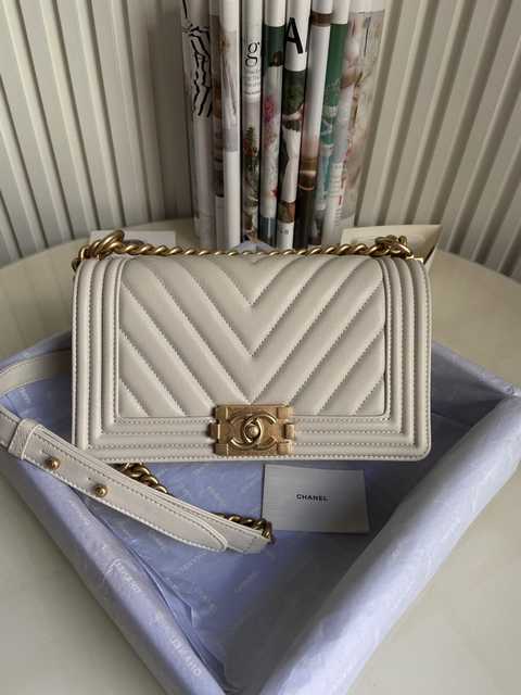 67086 V Caviar 25
